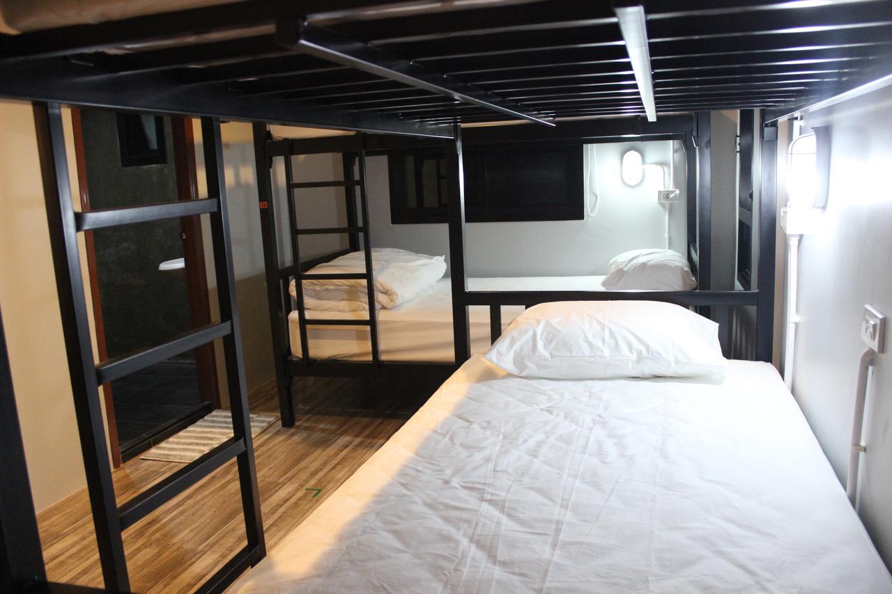 Rak Khun Hostel Chiang Mai Bagian luar foto