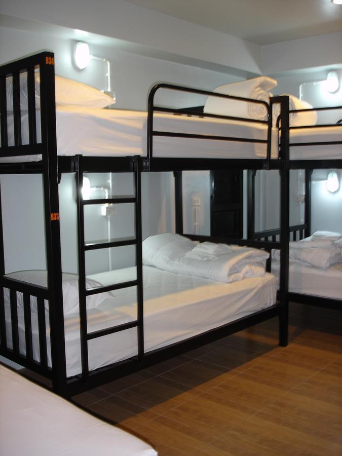 Rak Khun Hostel Chiang Mai Bagian luar foto