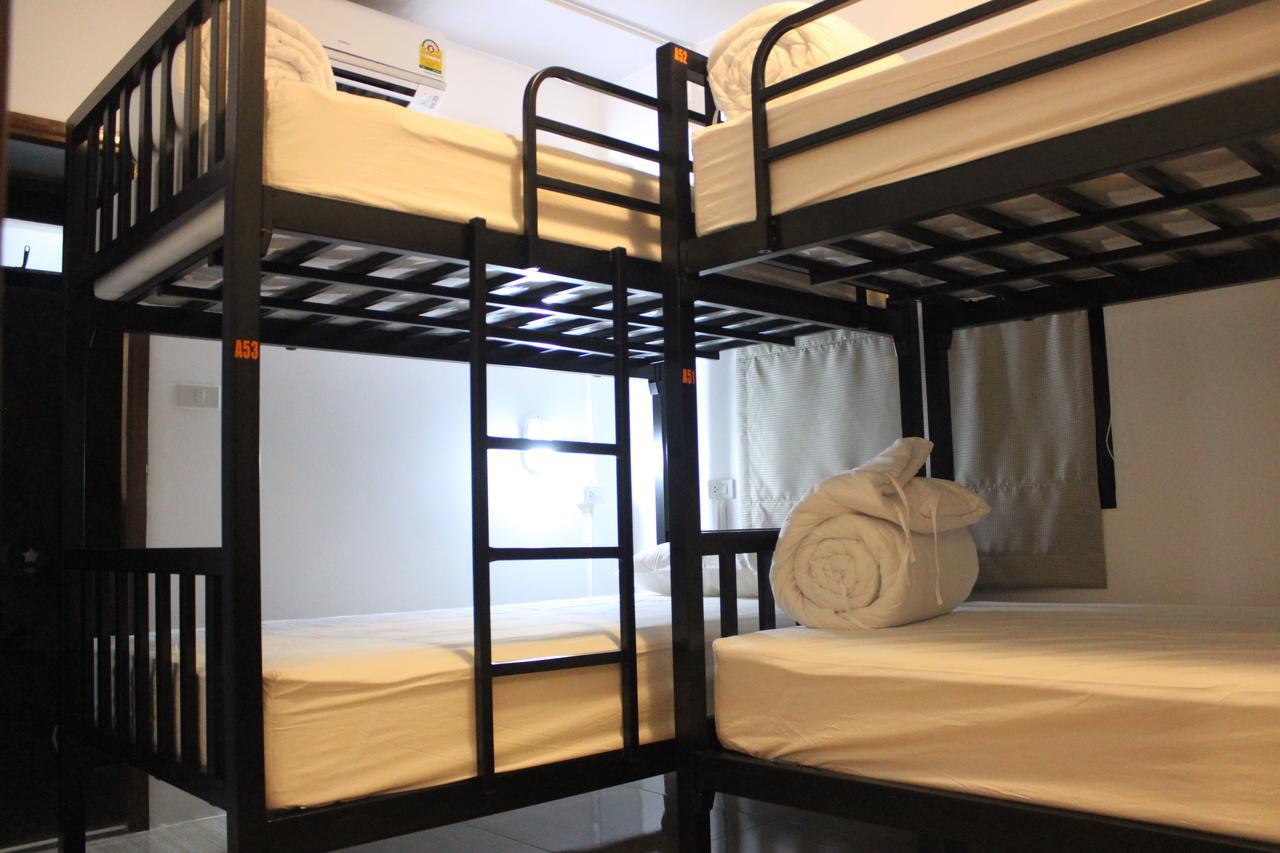 Rak Khun Hostel Chiang Mai Bagian luar foto